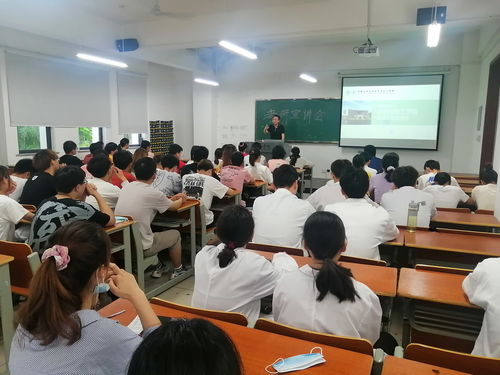 安徽工業(yè)大學(xué)來化學(xué)化工學(xué)院開展研究生招生宣講會(huì)